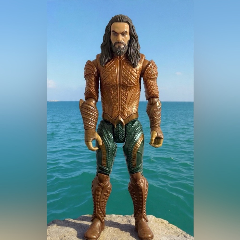 2016 Mattel DC Comics Justice League Aquaman Action Figure